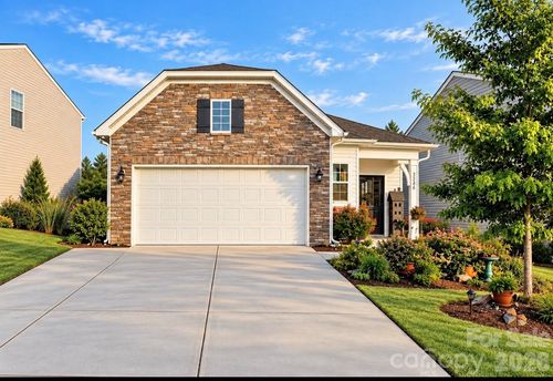 2826 Legacy Ridge Ln, Catawba, NC, 28609-9546 | Card Image