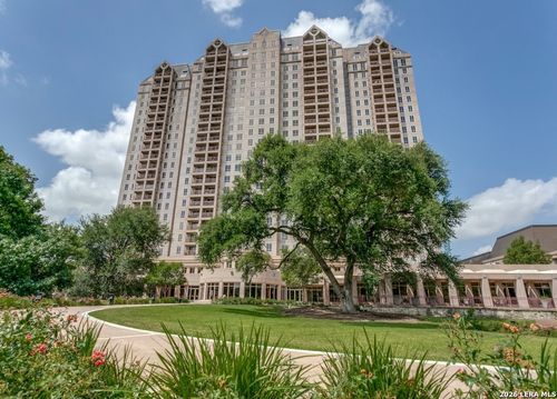 217-1 Towers Park Ln, San Antonio, TX, 78209-6413 | Card Image