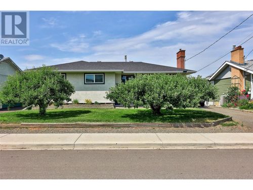 239 Chestnut Ave, Kamloops, BC, V2B1L4 | Card Image