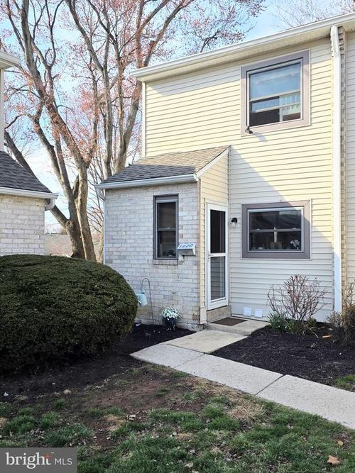 1620-1620 Valley Dr, WEST CHESTER, PA, 19382-6489 | Card Image