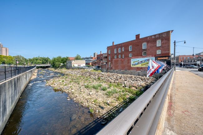 302 - 11 Main St, Home with 1 bedrooms, 1 bathrooms and null parking in Torrington CT | Image 12