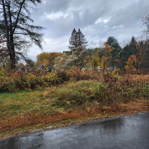 9 High St, Tilton, NH, 03276-5522 | Card Image