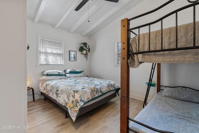 209 Sellers St, House other with 3 bedrooms, 2 bathrooms and null parking in Oak Island NC | Image 32