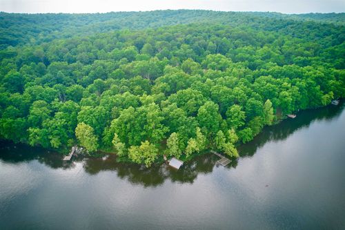 000 Robinhood Ln, Hardy, AR, 72542 | Card Image