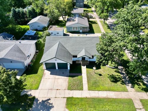 403 1st St Sw, Wadena, MN, 56482-1410 | Card Image