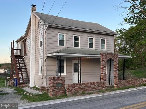 1299 Porters Rd, SPRING GROVE, PA, 17362-8932 | Card Image