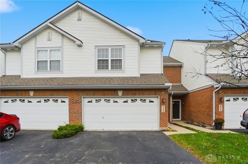 9235 Great Lakes Cir, Washingtn Twp, OH, 45458-3677 | Card Image