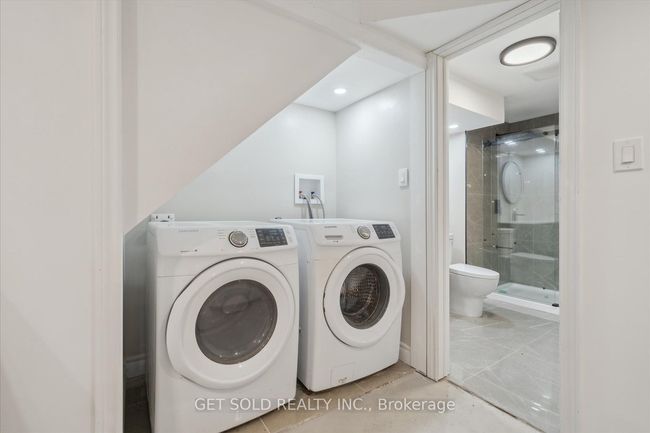 1 Mckie Crt, House other with 7 bedrooms, 4 bathrooms and 8 parking in Ajax ON | Image 42