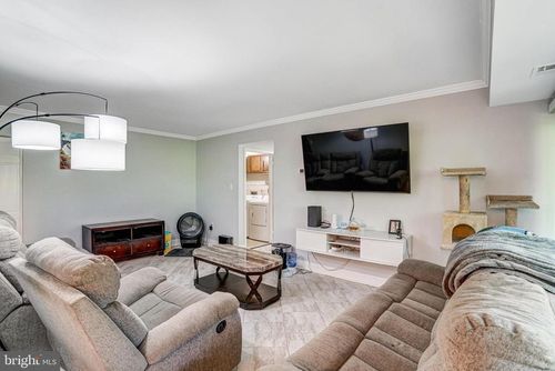 apt-2-9730 Kingsbridge Dr, FAIRFAX, VA, 22031-1691 | Card Image