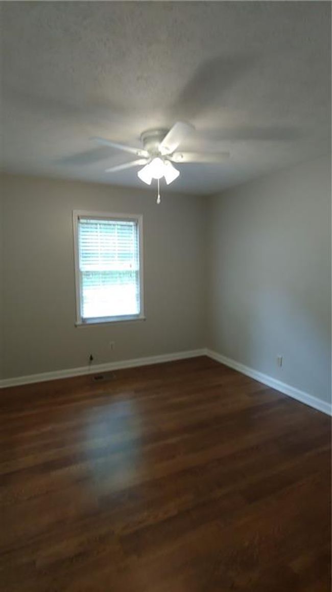 316 Creekbend Dr, House other with 3 bedrooms, 2 bathrooms and null parking in Woodstock GA | Image 9