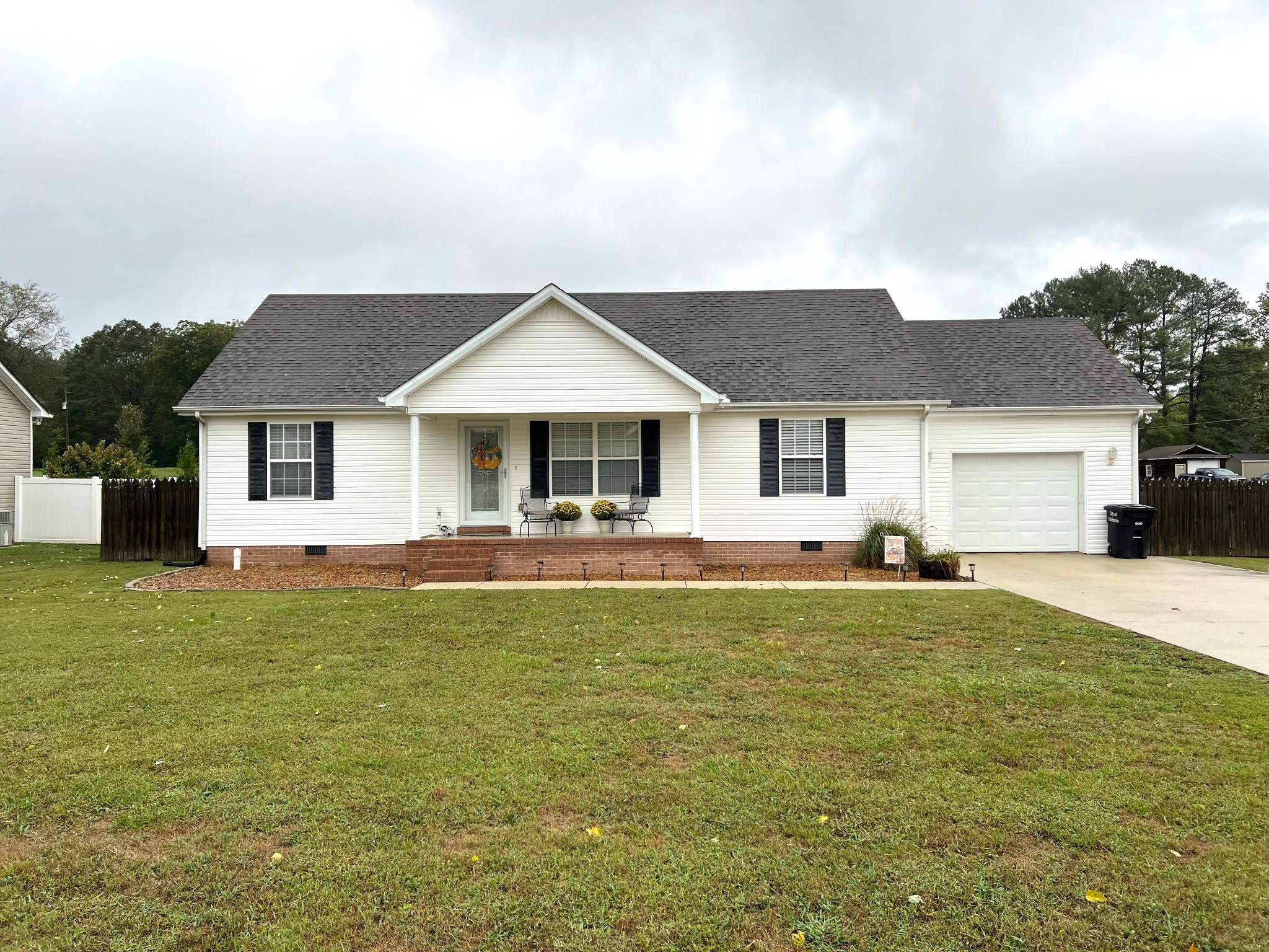 Chesapeake Dr, Tullahoma, TN 37388