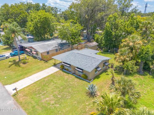 125 Azalea Dr, Daytona Beach, FL, 32117-4801 | Card Image