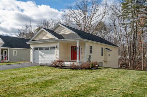 16 Currier Ln, Fremont, NH, 03044-3449 | Card Image