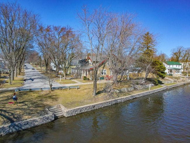 102 Clarence St, House other with 3 bedrooms, 2 bathrooms and null parking in FORT ATKINSON WI | Image 41