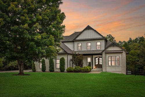 2145 Jones Creek Rd, White Bluff, TN, 37187-4211 | Card Image