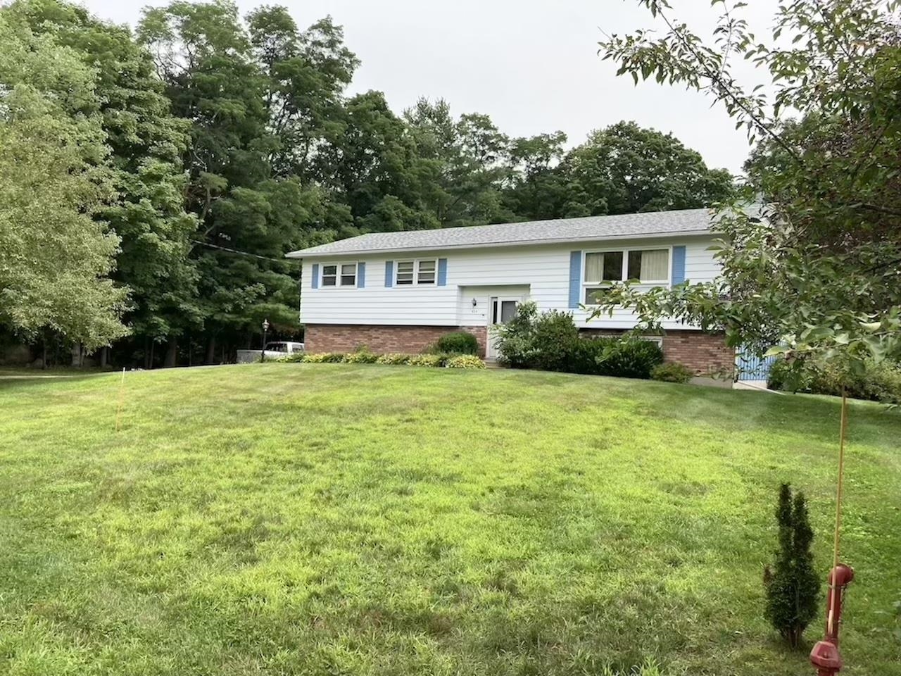 Sunset Dr, Rutland, VT 05701