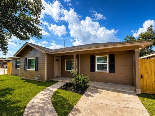 7054 Peyton St, Houston, TX, 77028-5019 | Card Image