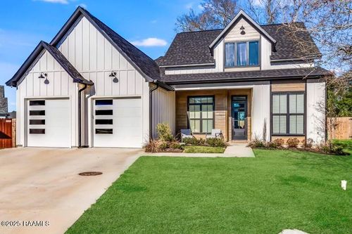 109 Cypress View Dr, Youngsville, LA, 70592-6583 | Card Image