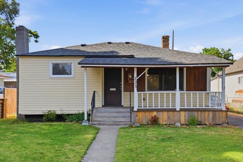 223 E Kiernan Ave, Spokane, WA, 99207 | Card Image