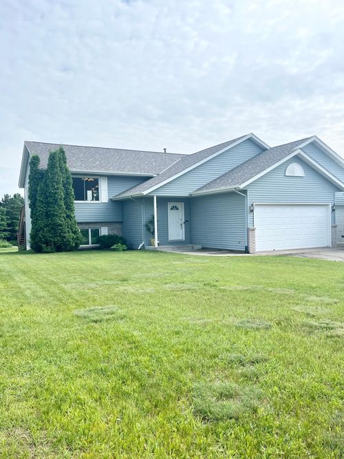 816 3rd St S, Sartell, MN, 56377-1955 | Card Image
