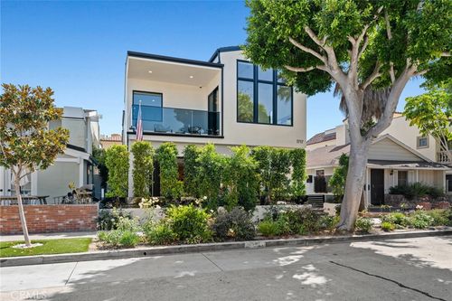 1717 E Ocean Blvd, Newport Beach, CA, 92661 | Card Image