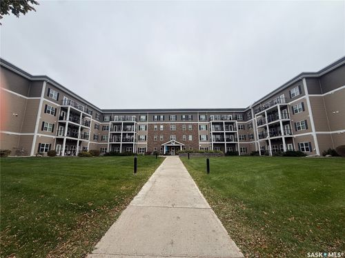 220-1802 106th Street, North Battleford, SK, S9A3T5 | Card Image