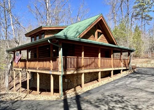 2738 Murray Ridge Rd, Sevierville, TN, 37876 | Card Image