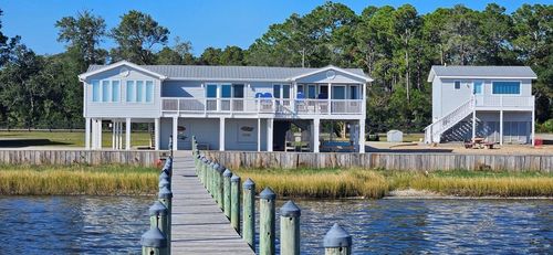1525 Gulf Ave, Carrabelle, FL, 32322 | Card Image