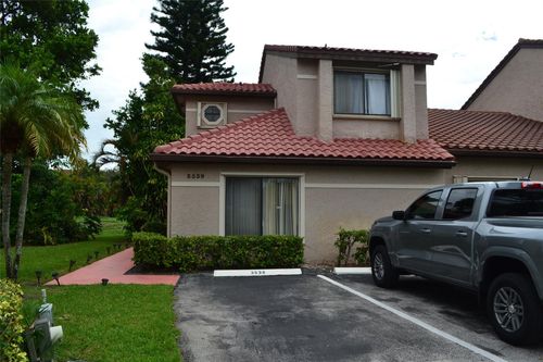 3539 Inverrary Blvd W, Lauderhill, FL, 33319-7114 | Card Image