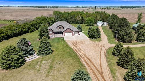 47152 276th St Street, Harrisburg, SD, 57032 | Card Image