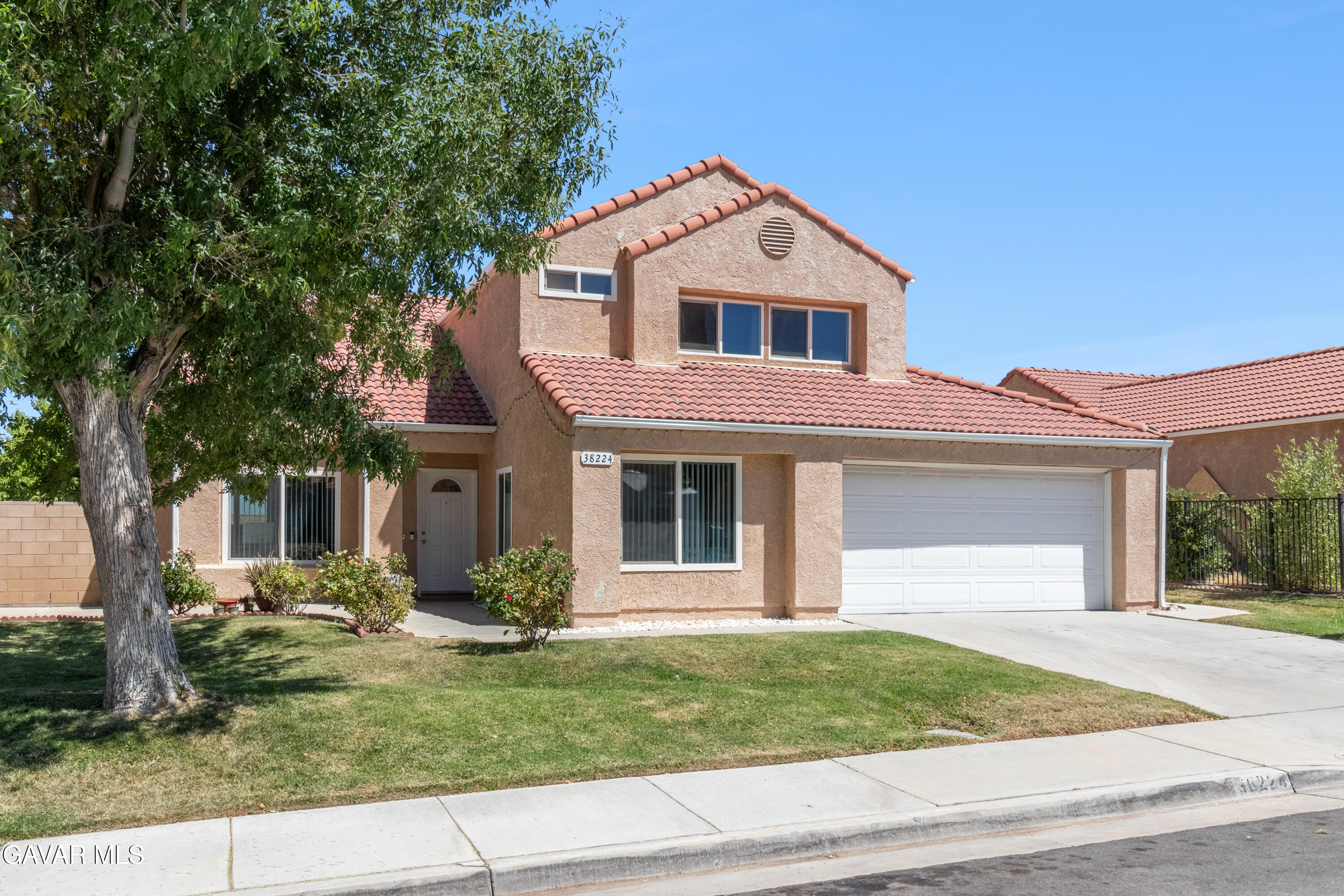 Residential in Palmdale 3