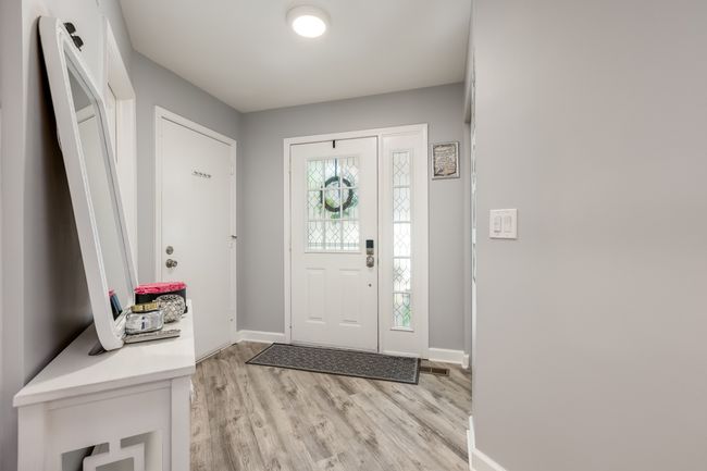 1357 Coldspring Rd, Townhouse with 2 bedrooms, 2 bathrooms and 1 parking in Carol Stream IL | Image 5