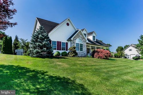 197 Beechwood Ln, CHAMBERSBURG, PA, 17201-3913 | Card Image
