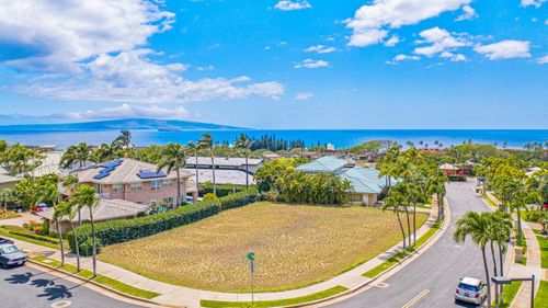 160 Manalo St, Kihei, HI, 96753-8426 | Card Image