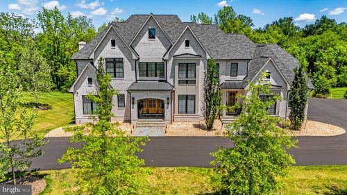 37291 Seabiscuit Park Pl, MIDDLEBURG, VA, 20117-3286 | Card Image