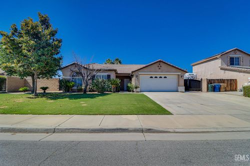 14900 Central Coast Street, Bakersfield, CA, 93314 | Card Image