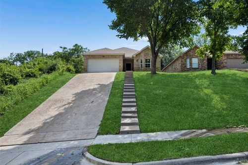 2801 Nw 17th St, Fort Worth, TX, 76106-5010 | Card Image