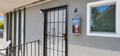 4-3390 Cambridge St, Las Vegas, NV, 89169-2838 | Card Image