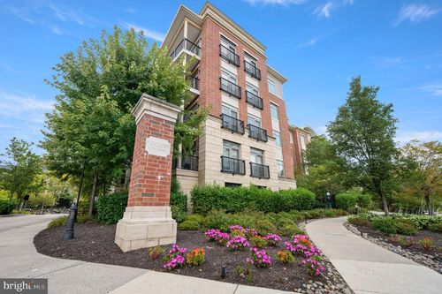 233 Carson Ter, HUNTINGDON VALLEY, PA, 19006-4718 | Card Image