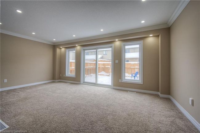 49 Miranda Path, House other with 3 bedrooms, 3 bathrooms and 3 parking in Elmira ON | Image 15