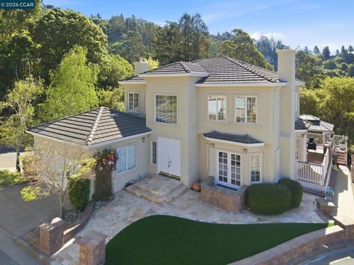 1 Bay Forest Pl, Oakland, CA, 94611 | Card Image