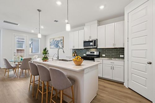 1126 Cedar St, Fresno, TX, 77545 | Card Image