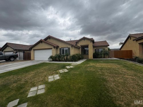 5305 Baja Dr, Bakersfield, CA, 93307-3161 | Card Image