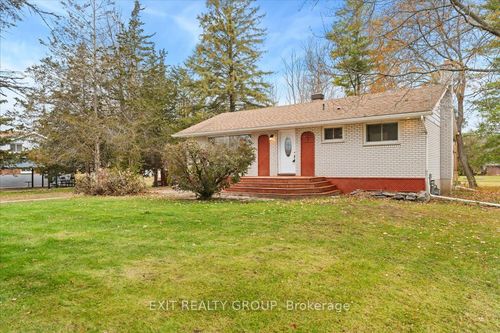 40 Hartsmere Rd, Trenton, ON, K8V5P4 | Card Image