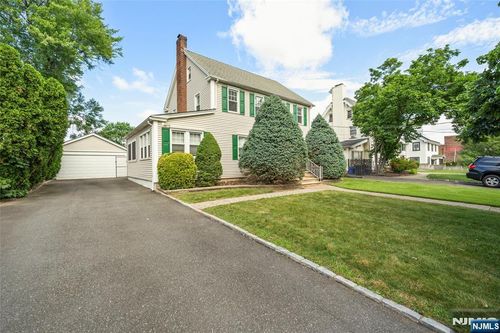 148 Willard Ave, Bloomfield, NJ, 07003-4874 | Card Image