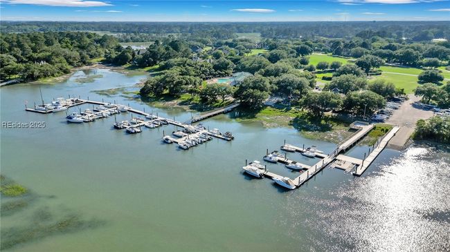 127 Moss Creek Dr, House other with 3 bedrooms, 3 bathrooms and null parking in Hilton Head Island SC | Image 80