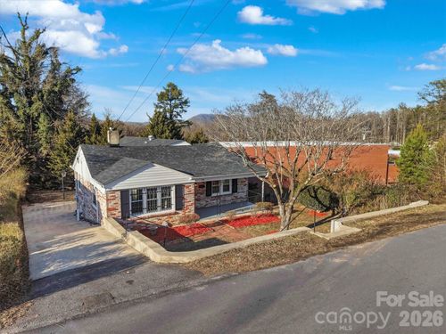330 Harrington Street Nw, Lenoir, NC, 28645 | Card Image