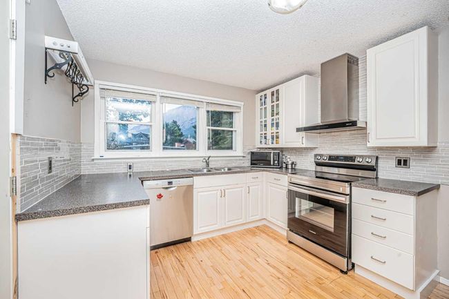1306 1 Ave, House other with 4 bedrooms, 2 bathrooms and 4 parking in Canmore AB | Image 7