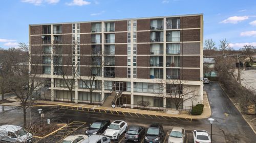 apt-202-1043 York Rd, Bensenville, IL, 60106-3442 | Card Image