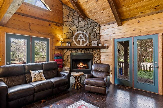 0 Hemlock Dr, Home with 2 bedrooms, 2 bathrooms and null parking in Suches GA | Image 13